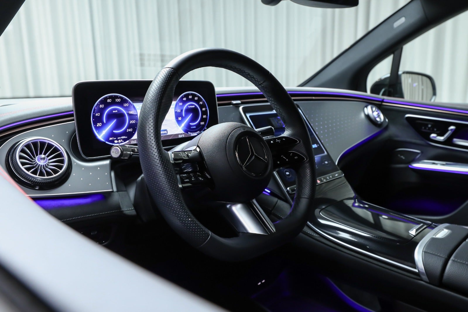 Mercedes-Benz EQE 350 SUV