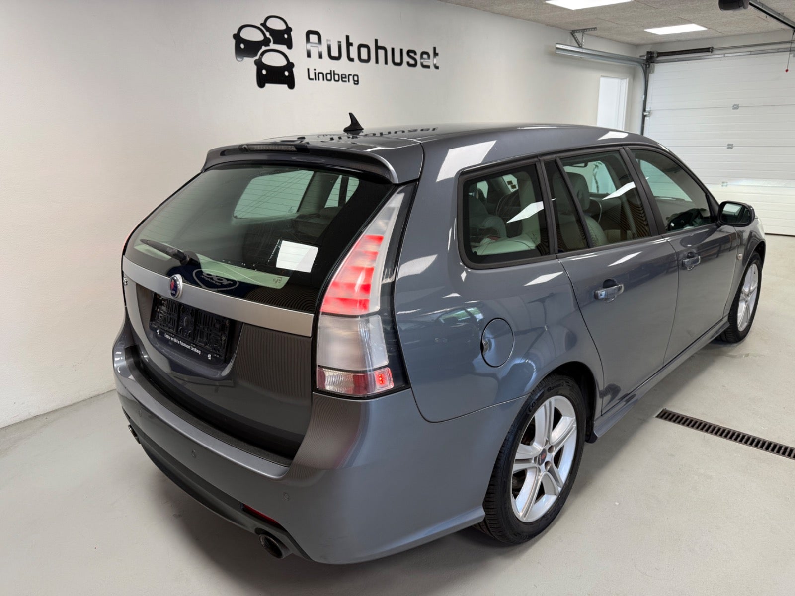 Billede af Saab 9-3 2,0 T Aero SportCombi XWD