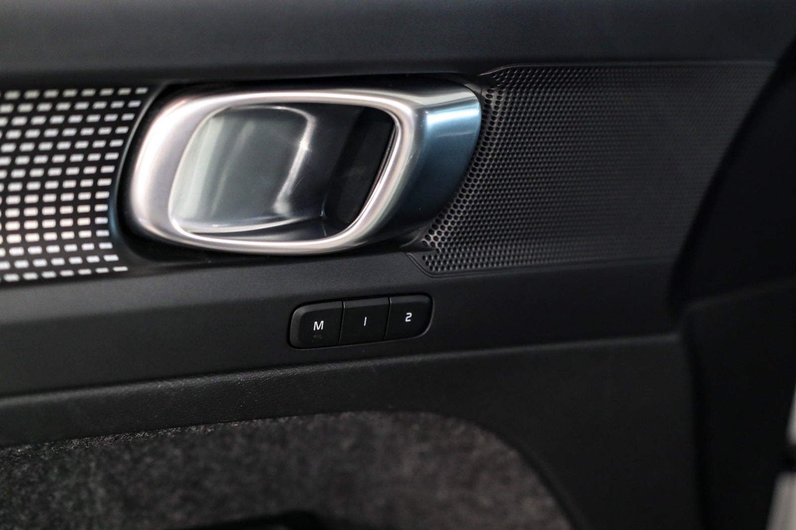 Billede af Volvo XC40 1,5 T5 ReCharge R-Design aut. Van