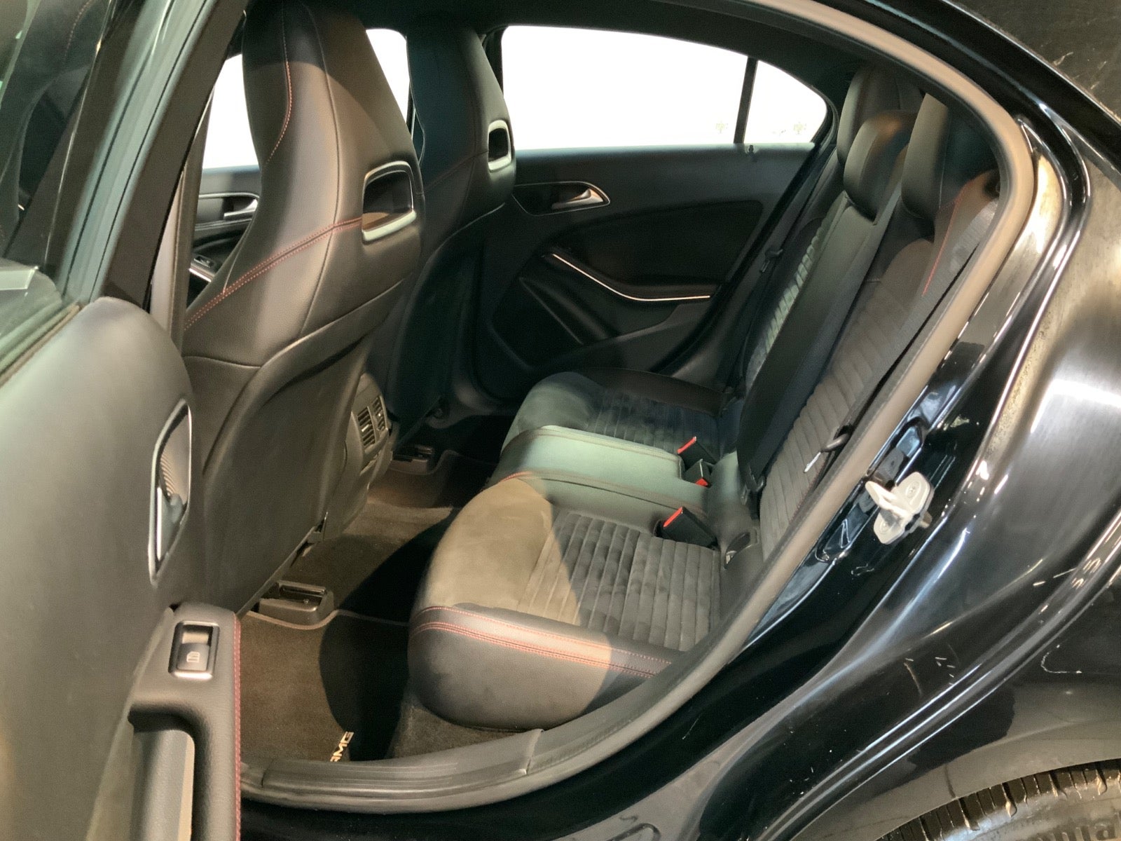 Mercedes-Benz A 200 (7/8)
