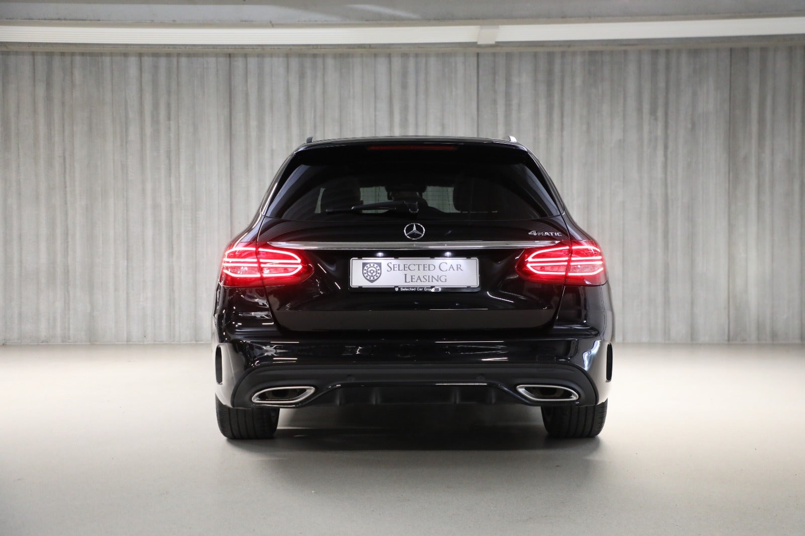 Mercedes-Benz C400 3,0 AMG Line stc. aut. 4Matic