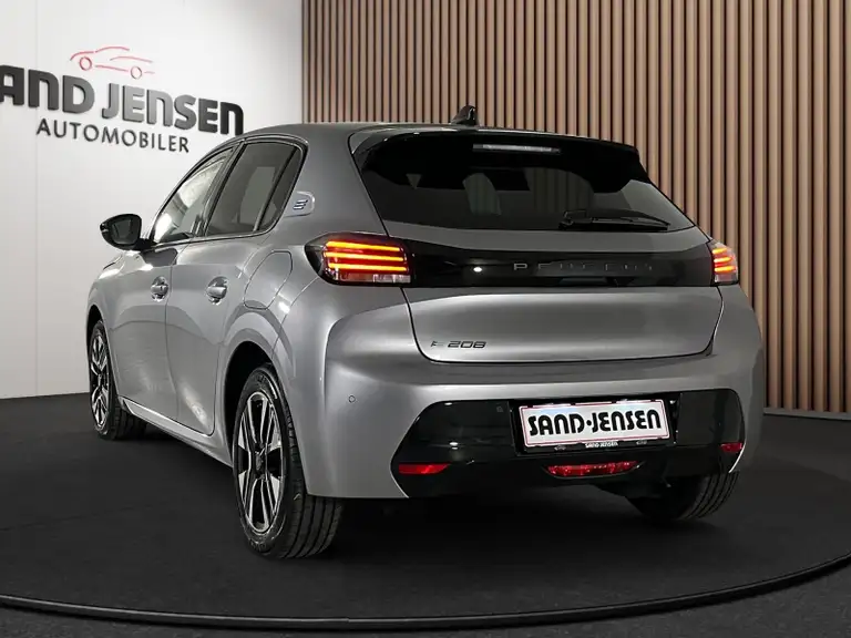 Peugeot e-208 Allure