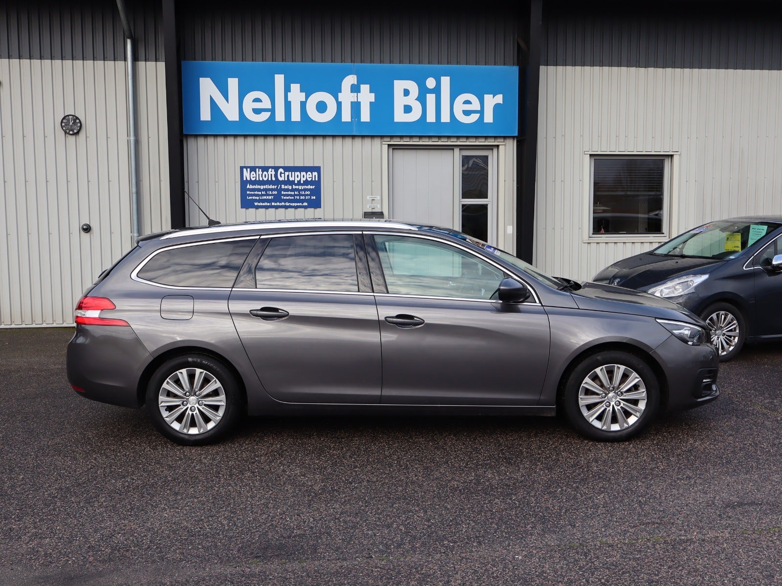 Peugeot 308 1,2 PureTech 130 Selection Sky SW