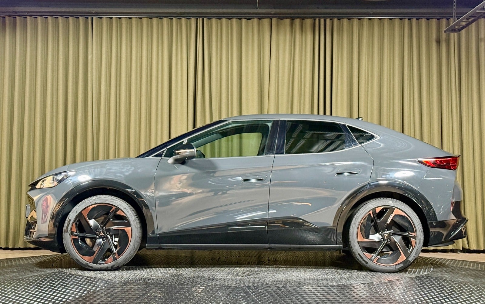 Billede af Cupra Tavascan 77 VZ Adrenaline