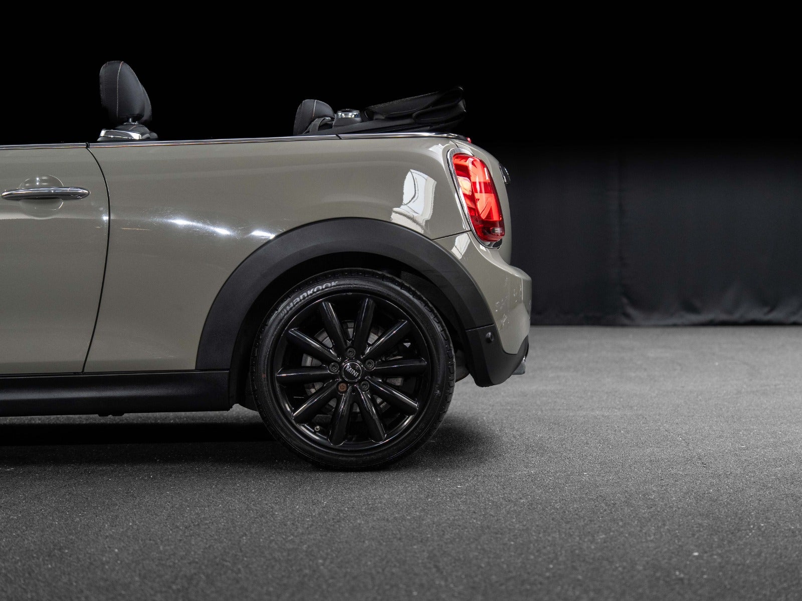 Gallery image 5 of 17