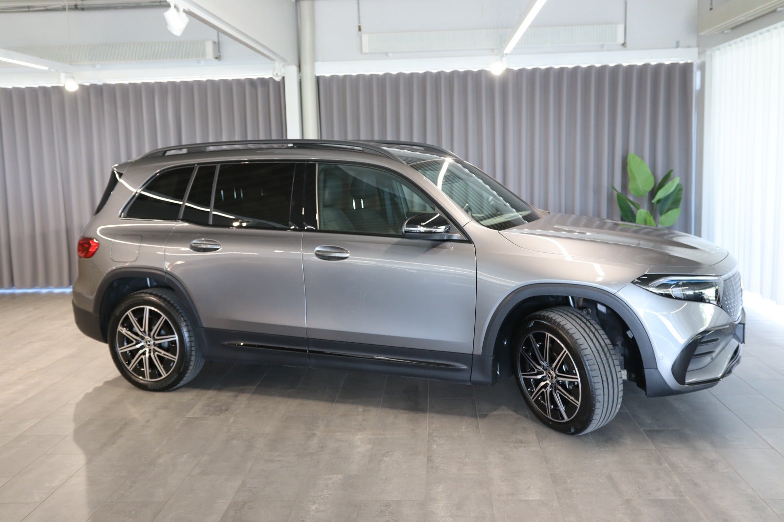 Billede af Mercedes EQB250+  AMG Advance 7prs