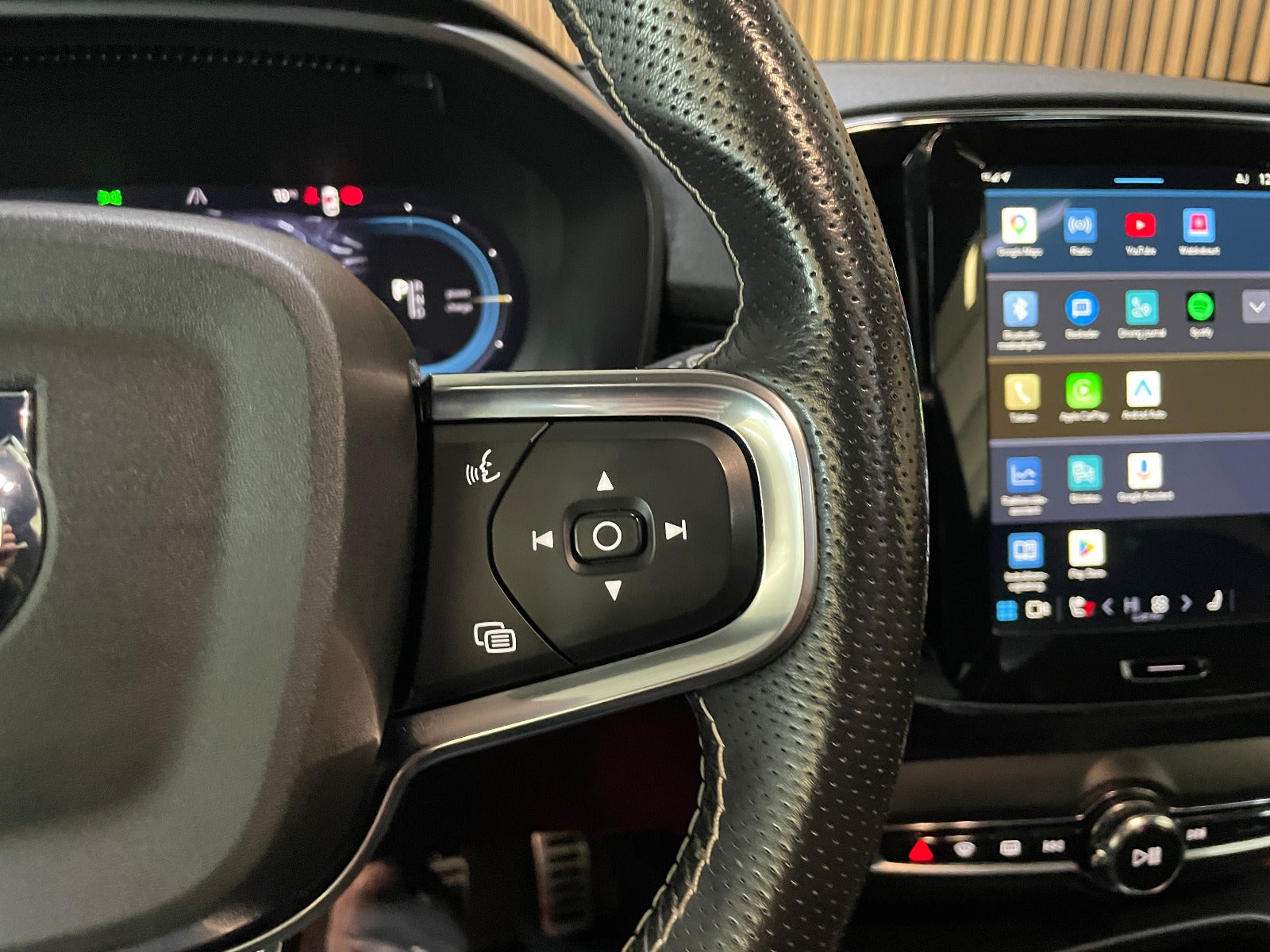 Billede af Volvo XC40  P8 ReCharge Twin R-Design
