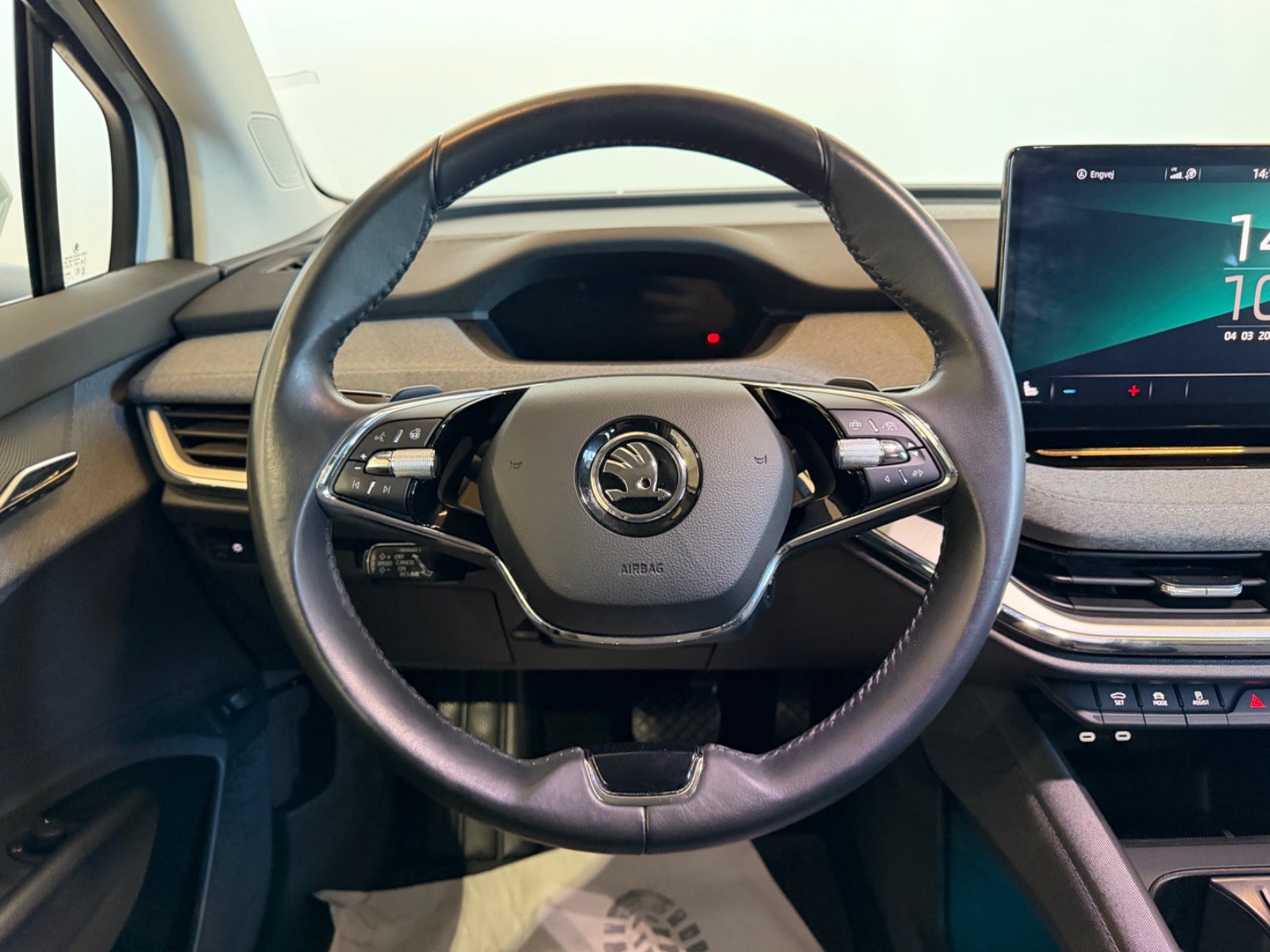 Skoda Enyaq iV Plus Loft