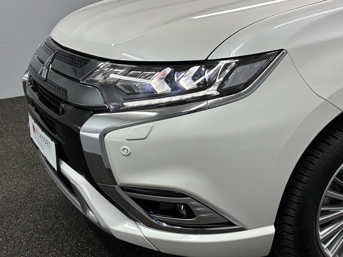 Billede af Mitsubishi Outlander 2,4 PHEV Intense CVT 4WD