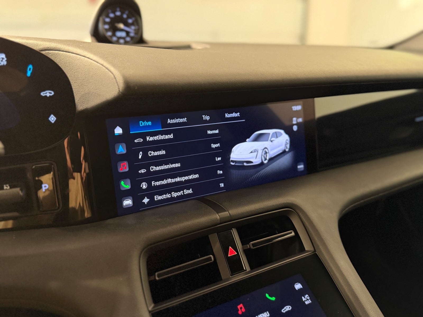 Porsche – Taycan 4S