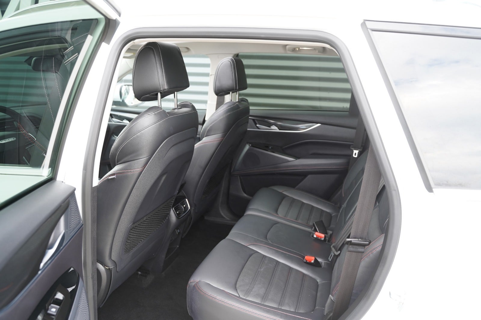Billede af Maxus Euniq6 70 