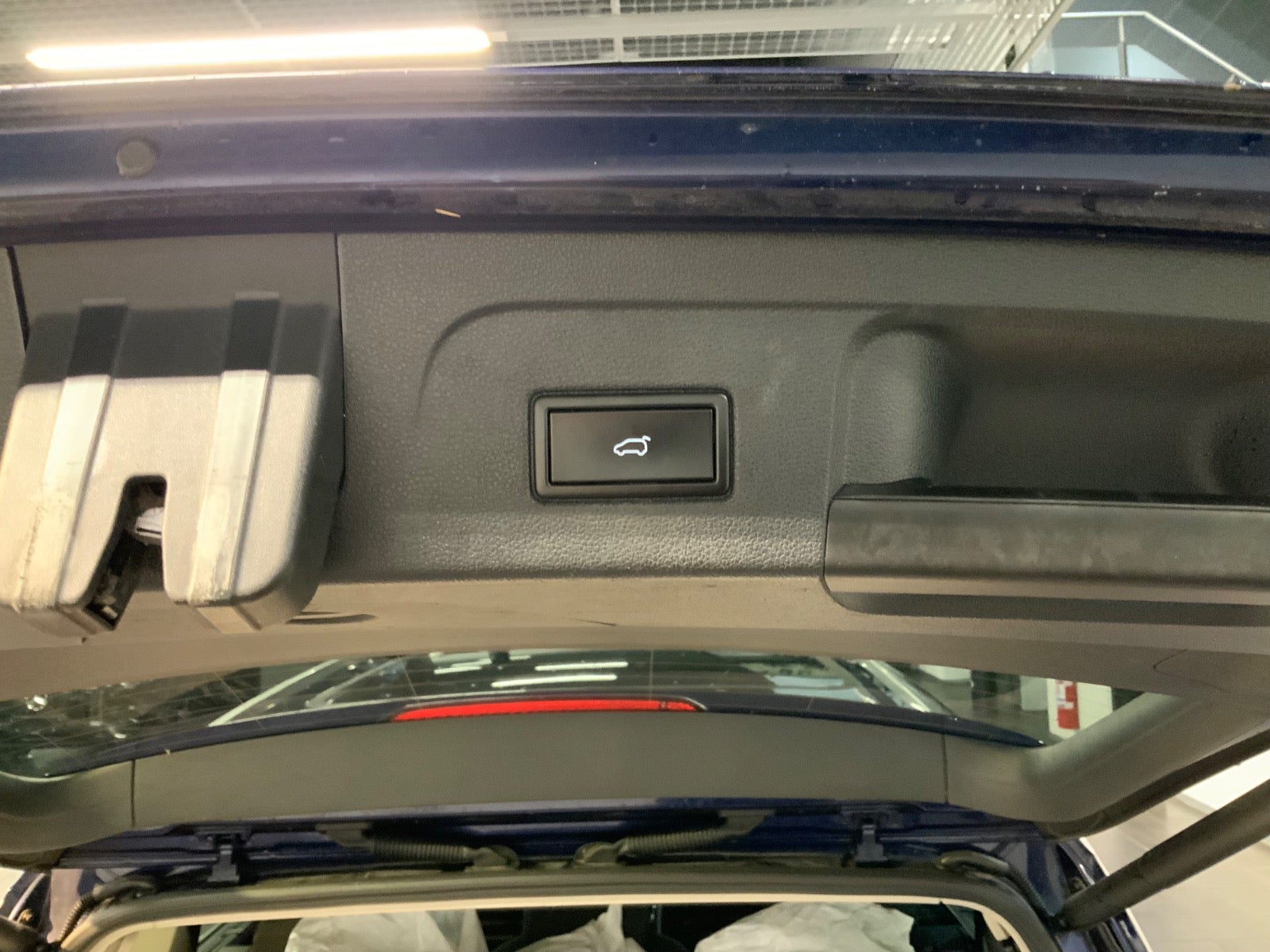 VW Touran (6/8)