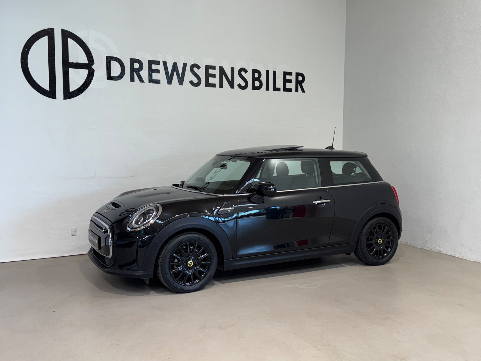MINI Cooper SE Classic Trim A