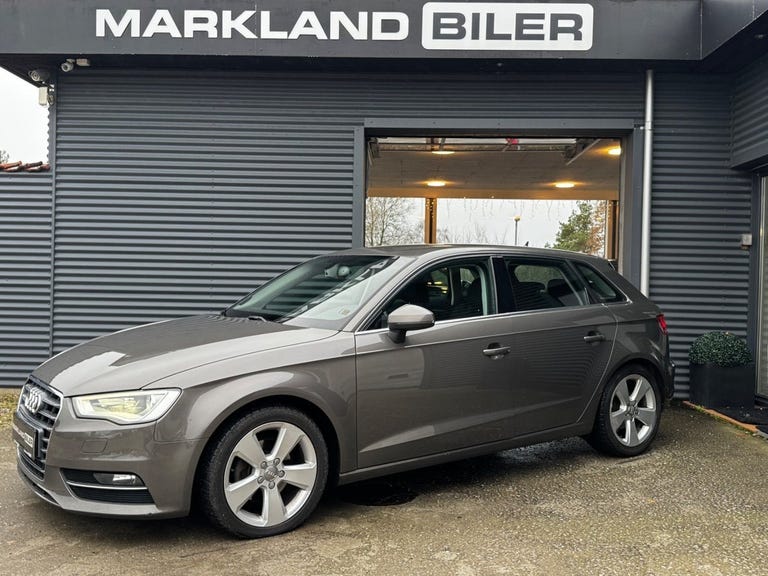 Audi A3 TFSi 140 Attraction Sportback S-tr.