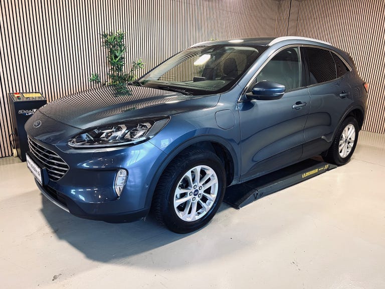 Ford Kuga PHEV Titanium X CVT