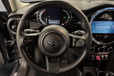 MINI Cooper Essential aut.