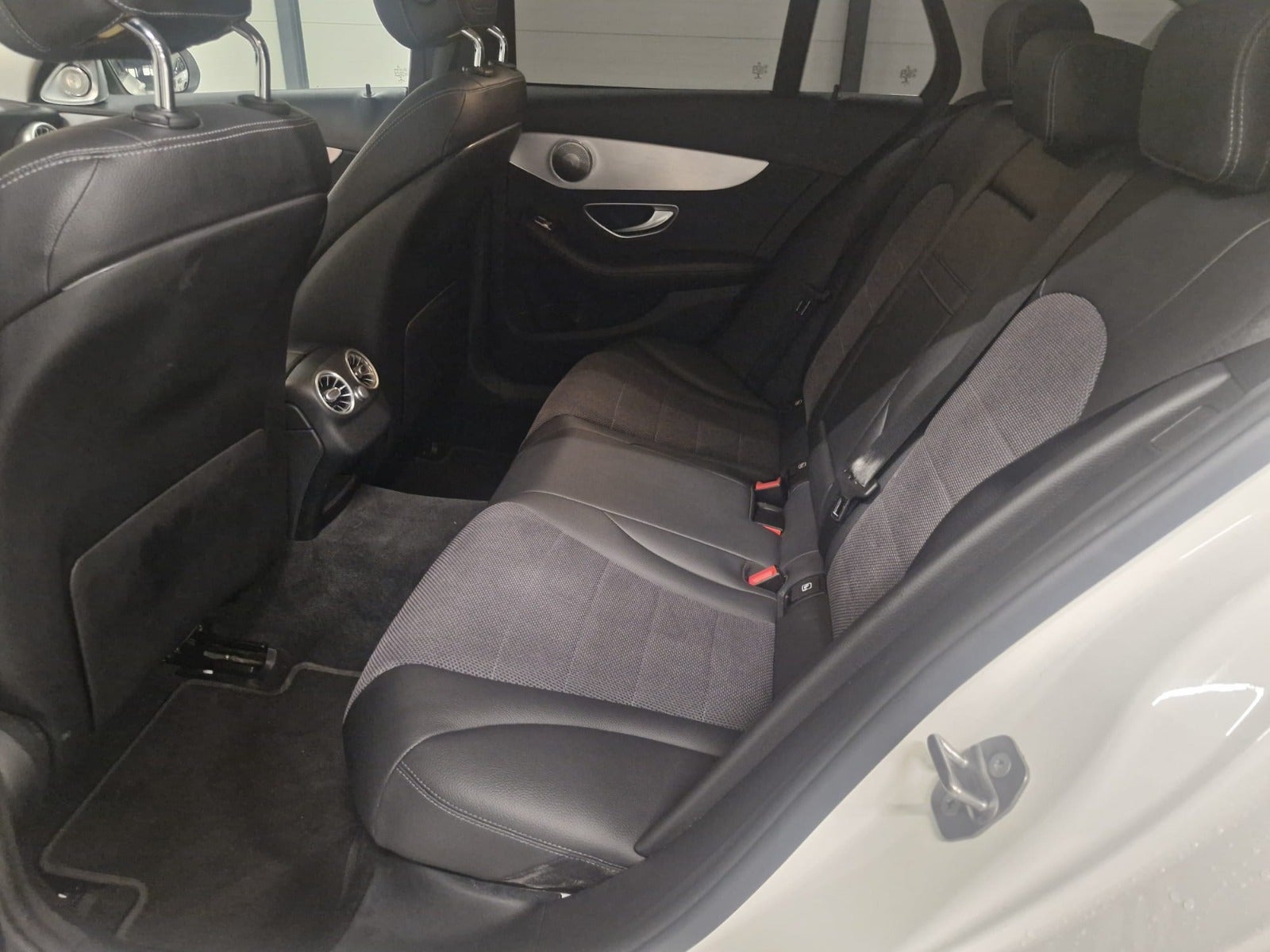 Billede af Mercedes C220 d 2,0 Avantgarde stc. aut.