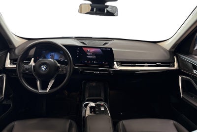 BMW iX1 eDrive20 X-Line
