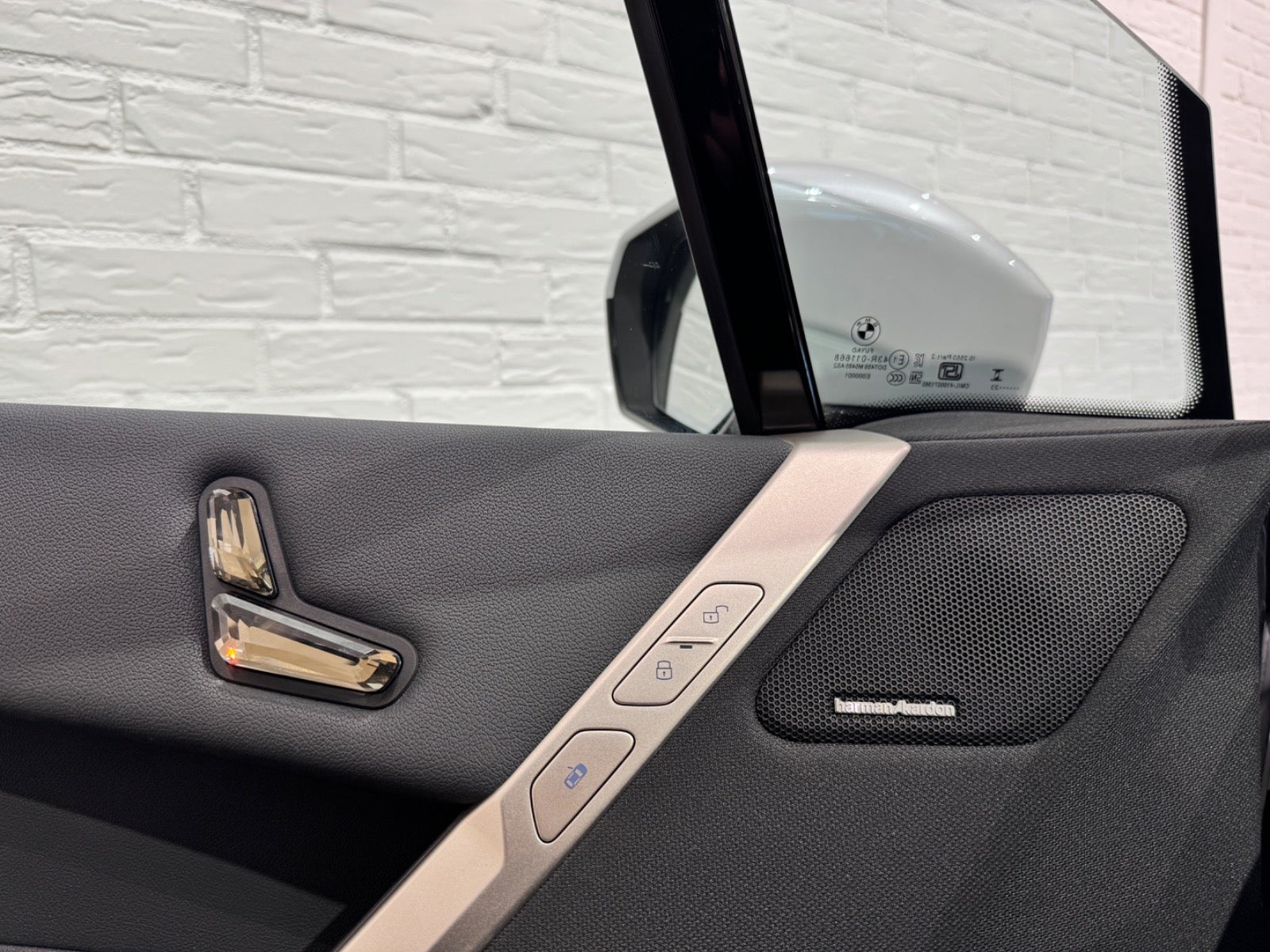 BMW iX  xDrive40 Supercharged,  5-dørs