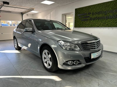 Mercedes C220 2,2 CDi BE 4d