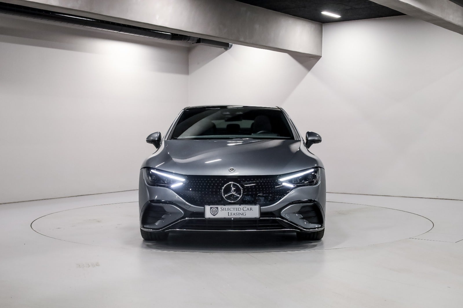 Mercedes-Benz EQE350 AMG Line