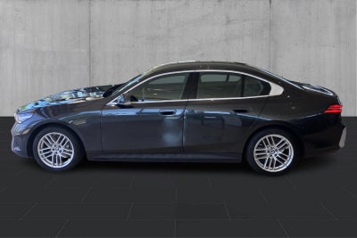 BMW i5 eDrive40 Sport Line - 1