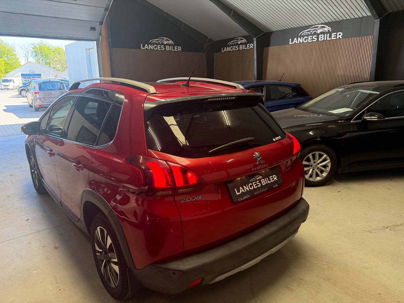 Peugeot 2008 BlueHDi 100 Allure Sky - billede 5