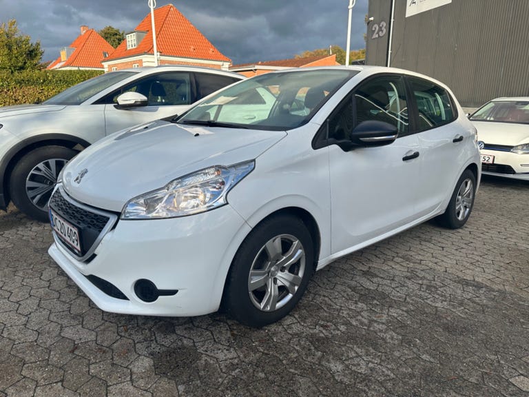 Peugeot 208 VTi Access