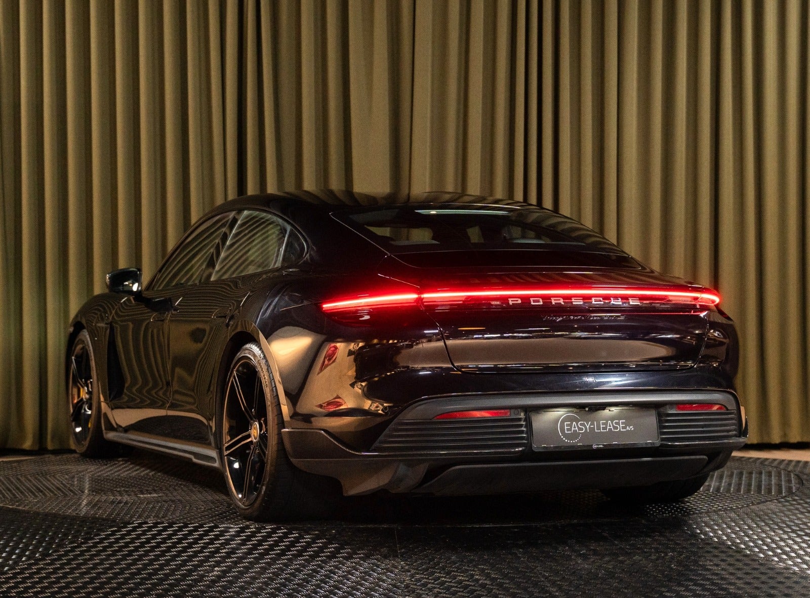 Billede af Porsche Taycan Turbo S  Performance+