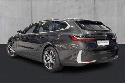 BMW i5 eDrive40 Touring Sport Line - 2