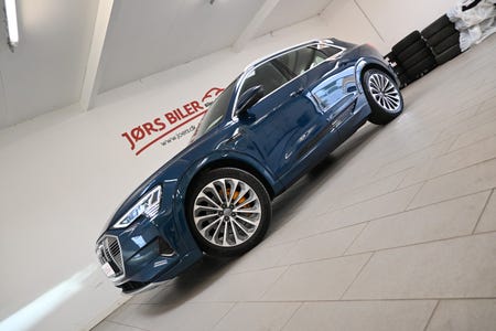 Audi e-tron Advanced Prestige quattro
