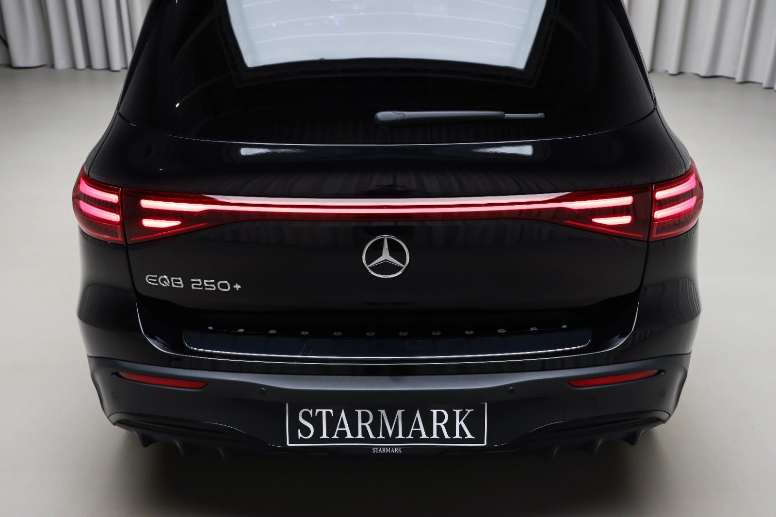 Mercedes-Benz EQB 250+