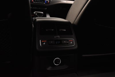 Audi A4 TDi Avant quattro S-tr.