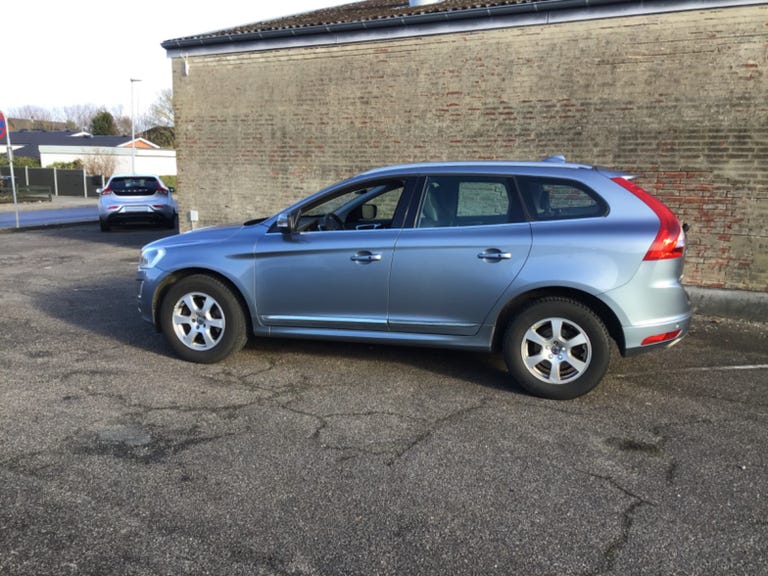 Volvo XC60 D4 190 Summum aut.