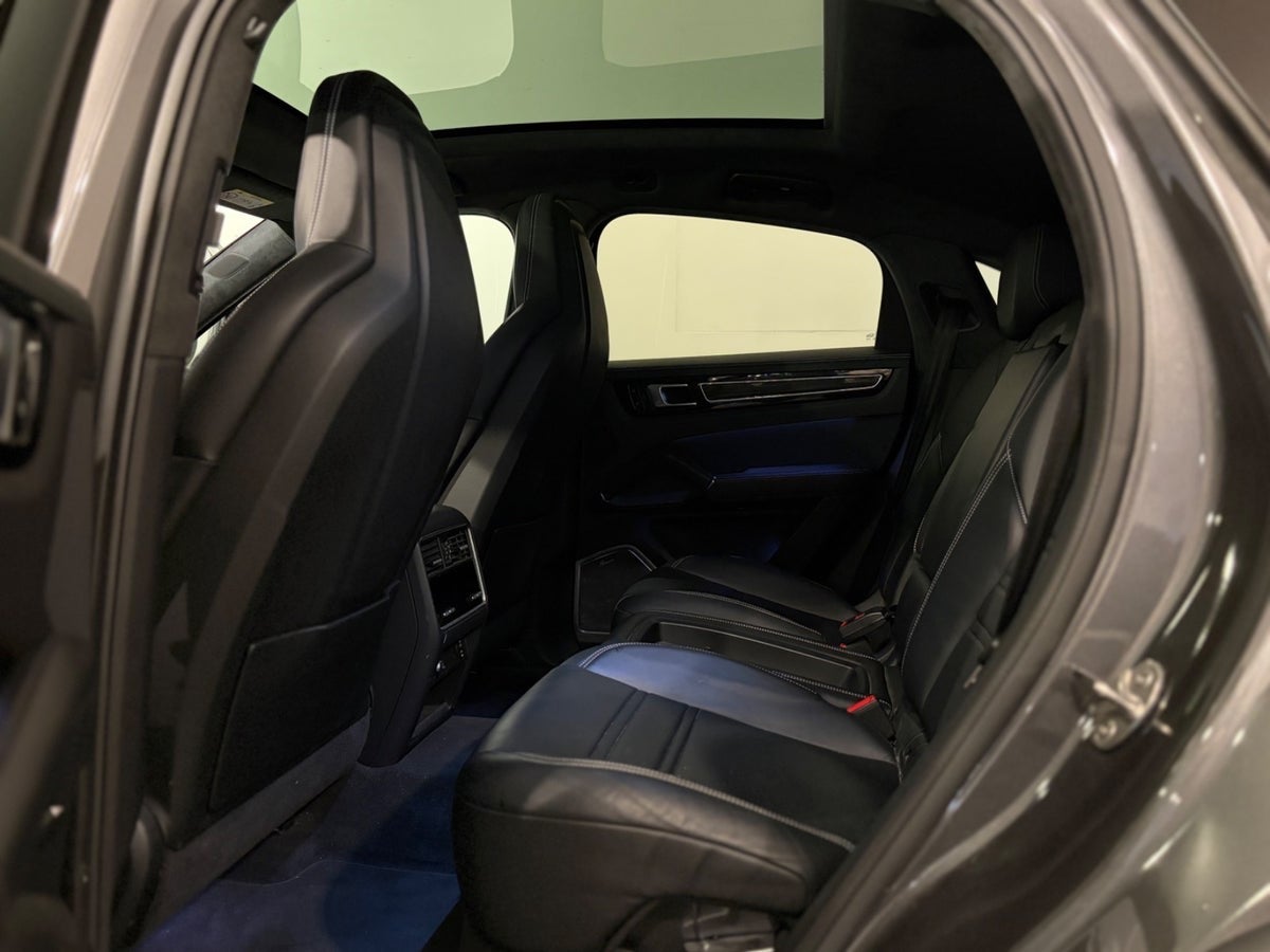 Porsche – Cayenne