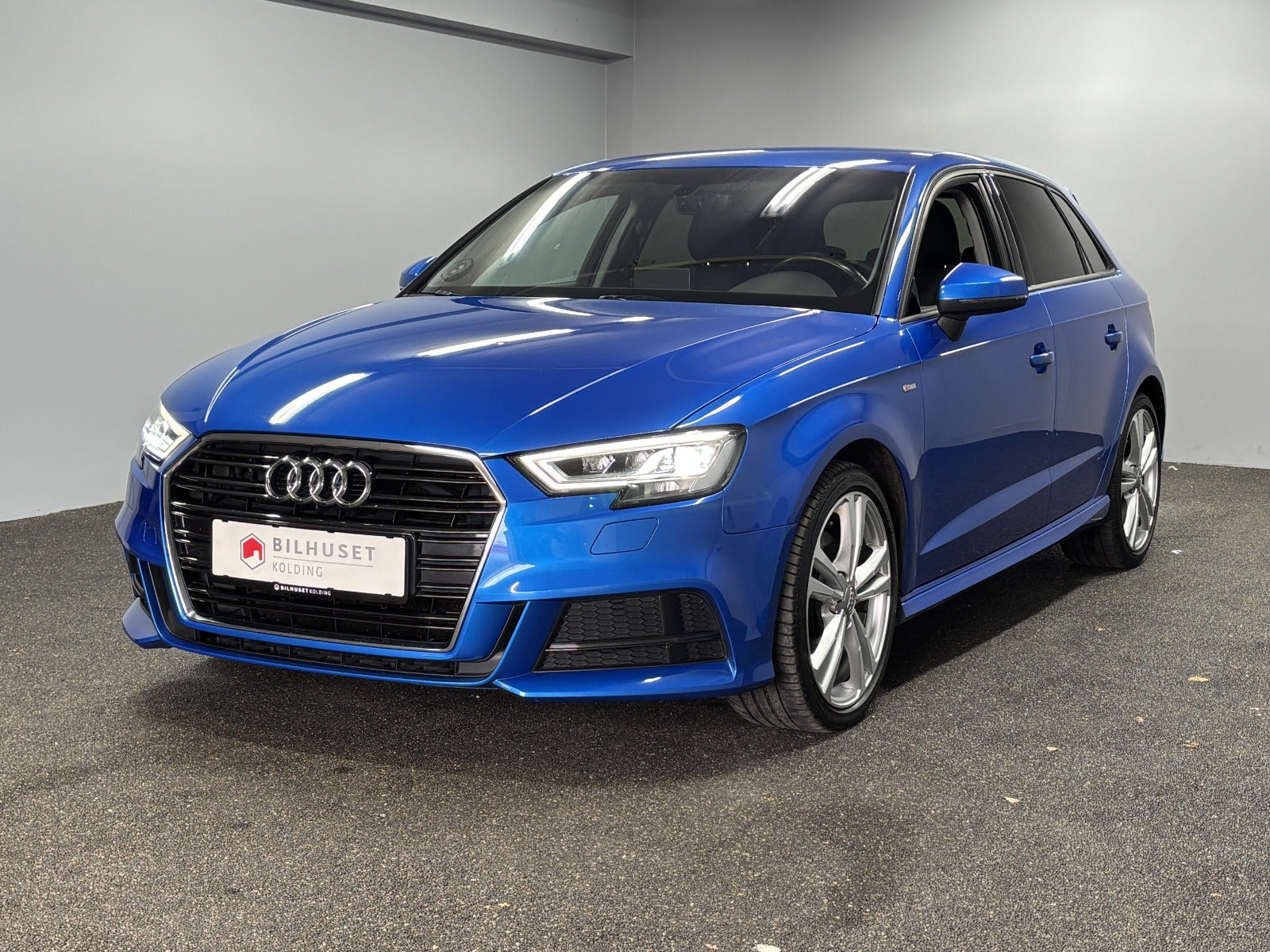 Billede af Audi A3 35 TDi S-line Sportback S-tr.
