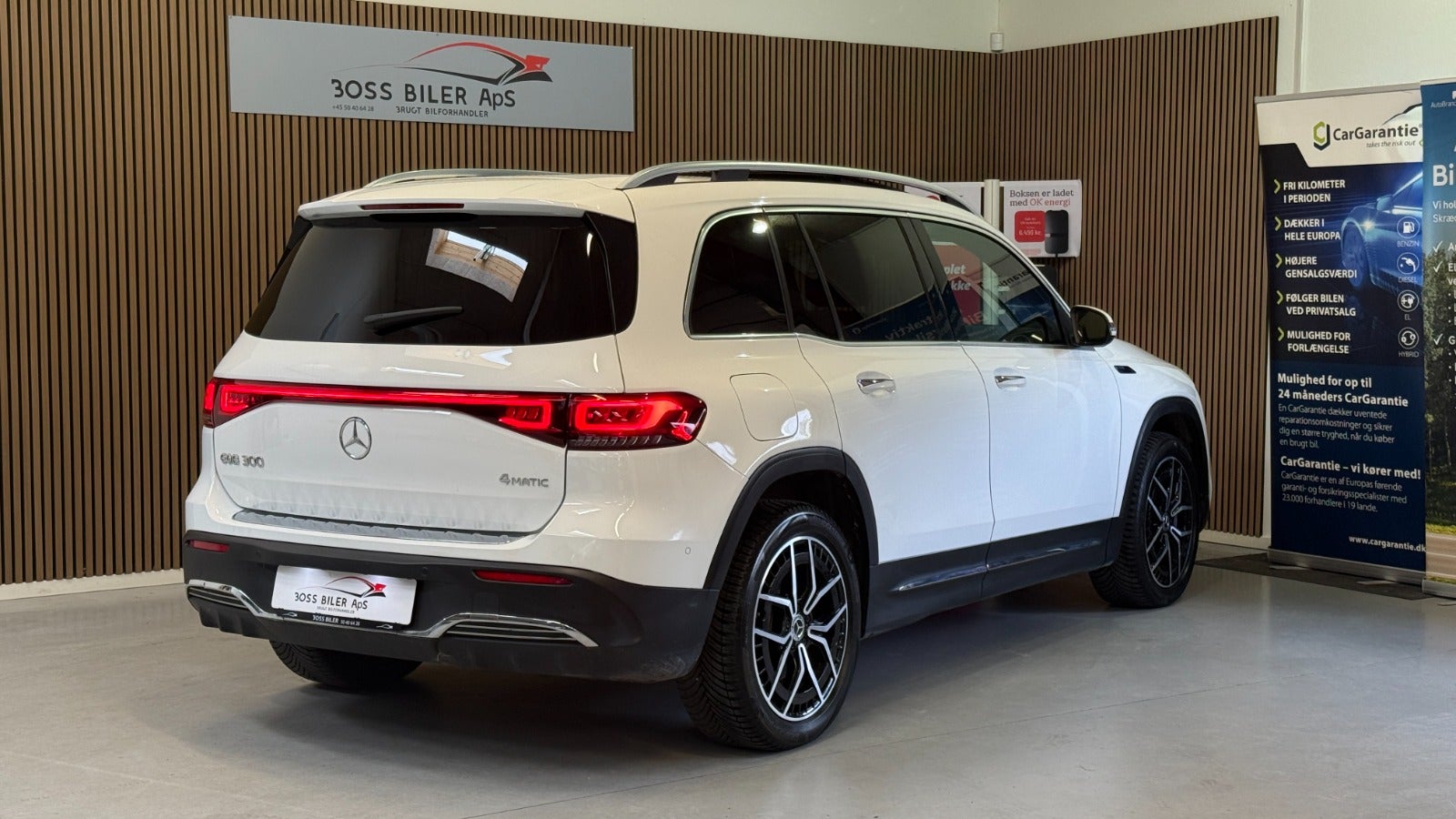 Billede af Mercedes EQB300  AMG Line 4Matic 7prs
