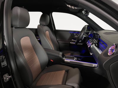 Mercedes EQB250+ Electric Art