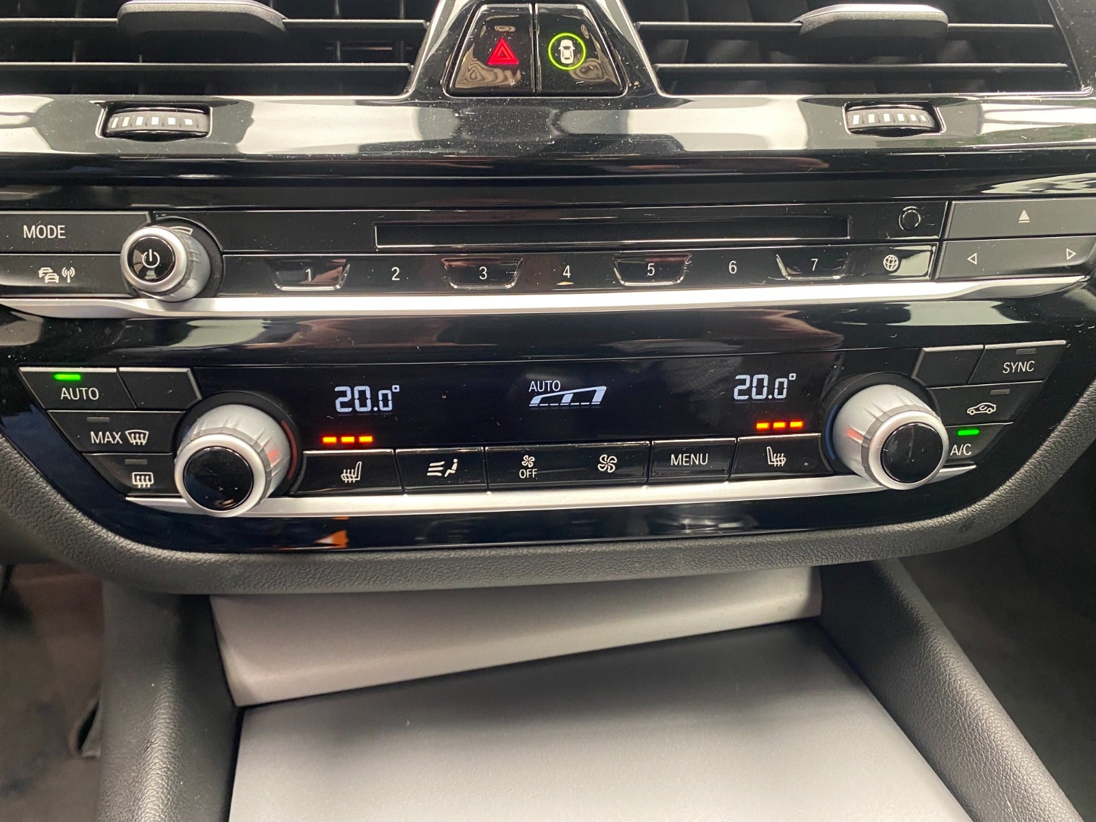 Billede af BMW 520d 2,0 Touring Connected aut.