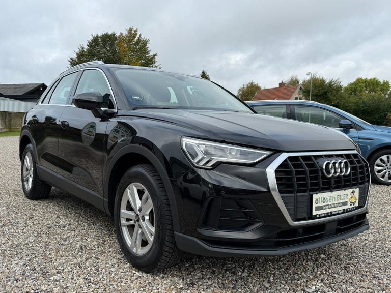 Audi Q3 TFSi e Attitude plus S-tr.