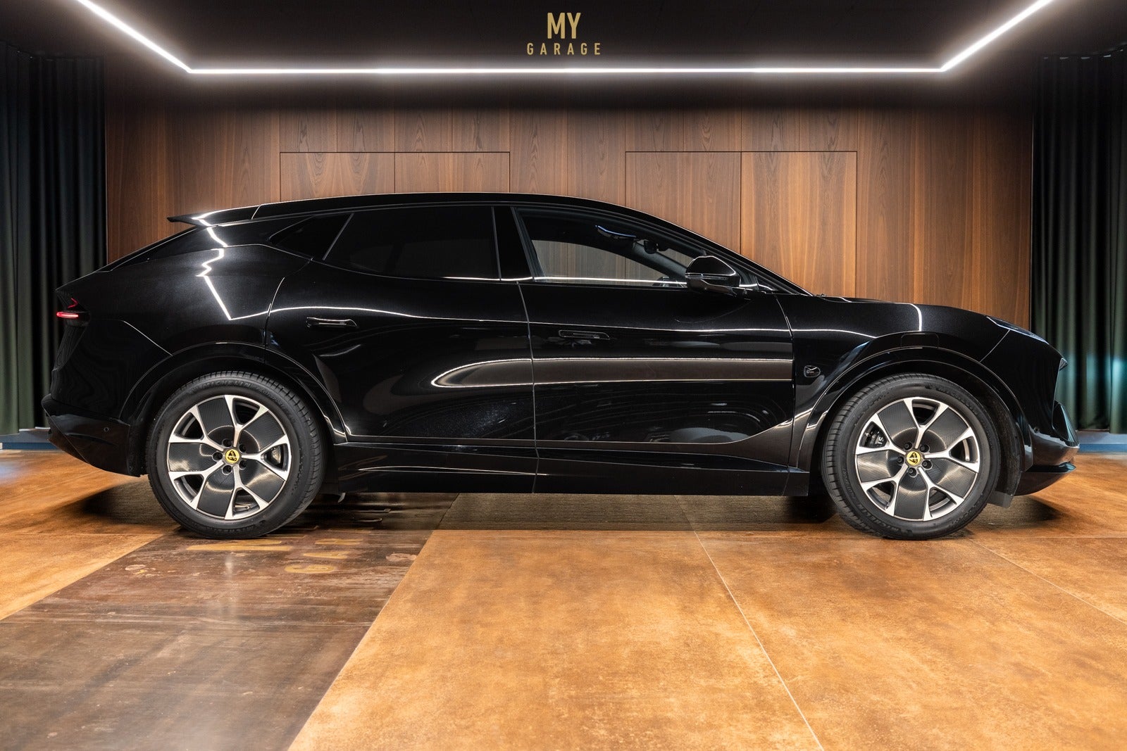 Lotus Eletre - 