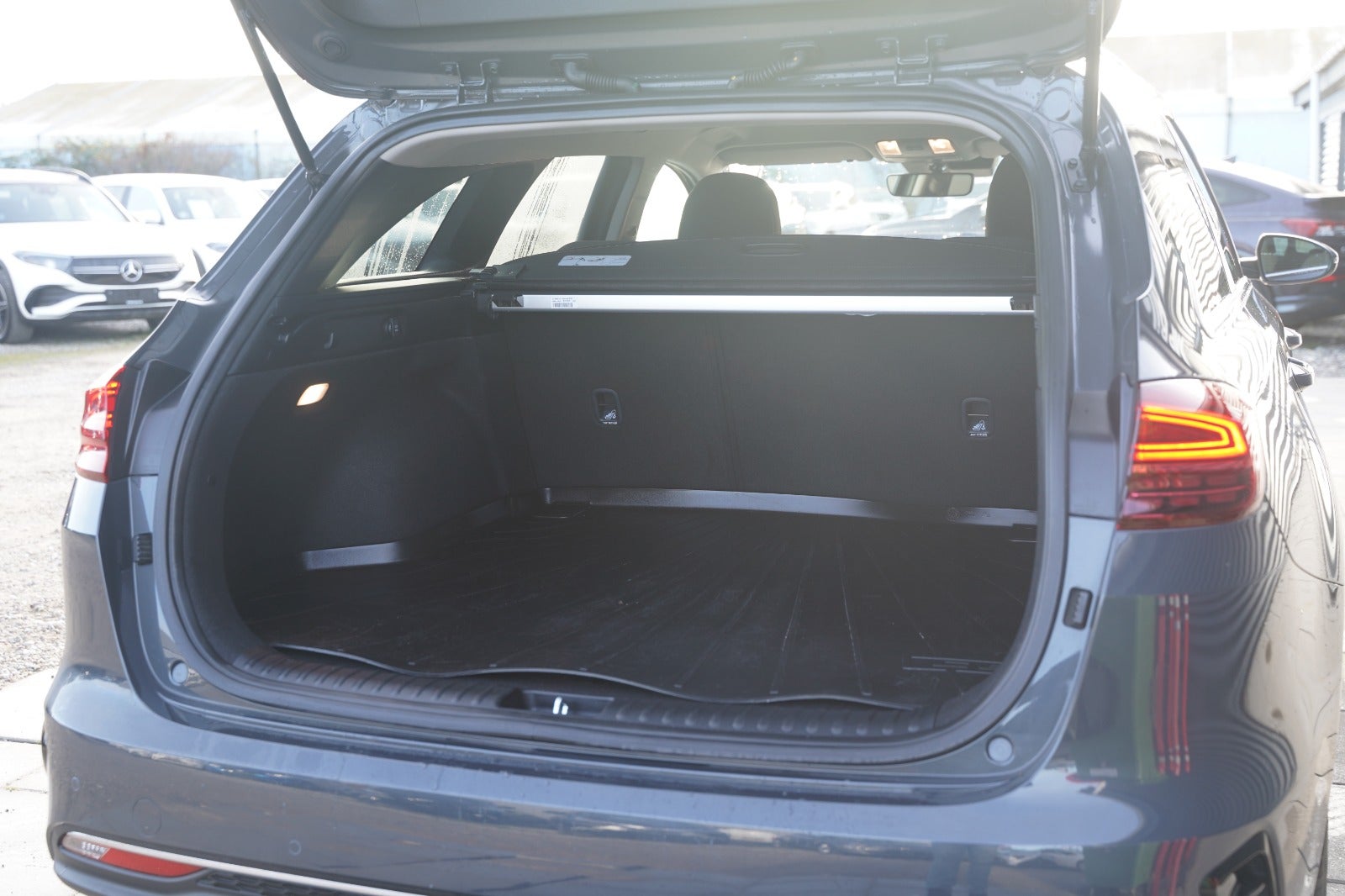 Billede af Kia Ceed 1,5 T-GDi Upgrade SW DCT