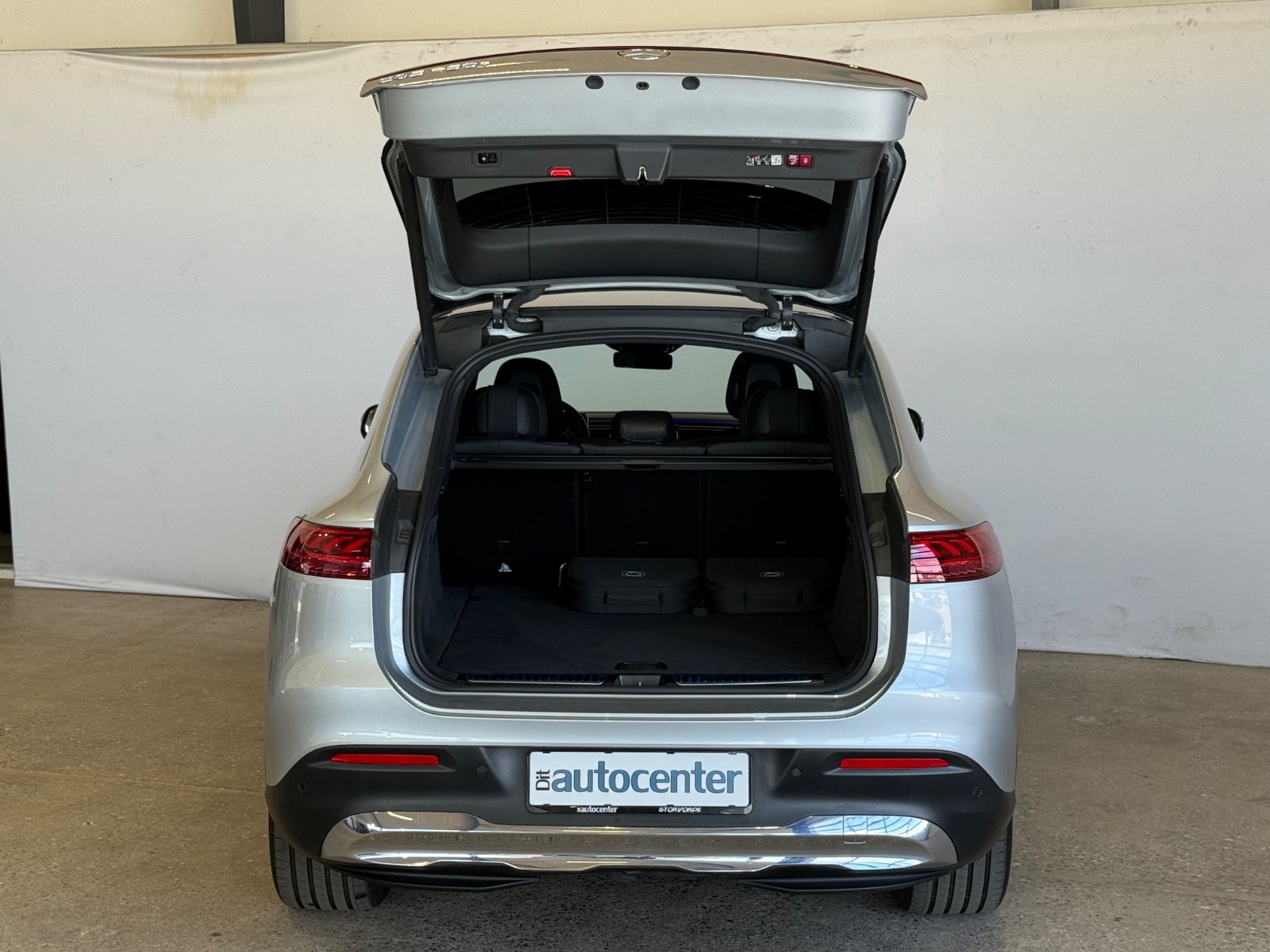 Mercedes EQS450+ SUV