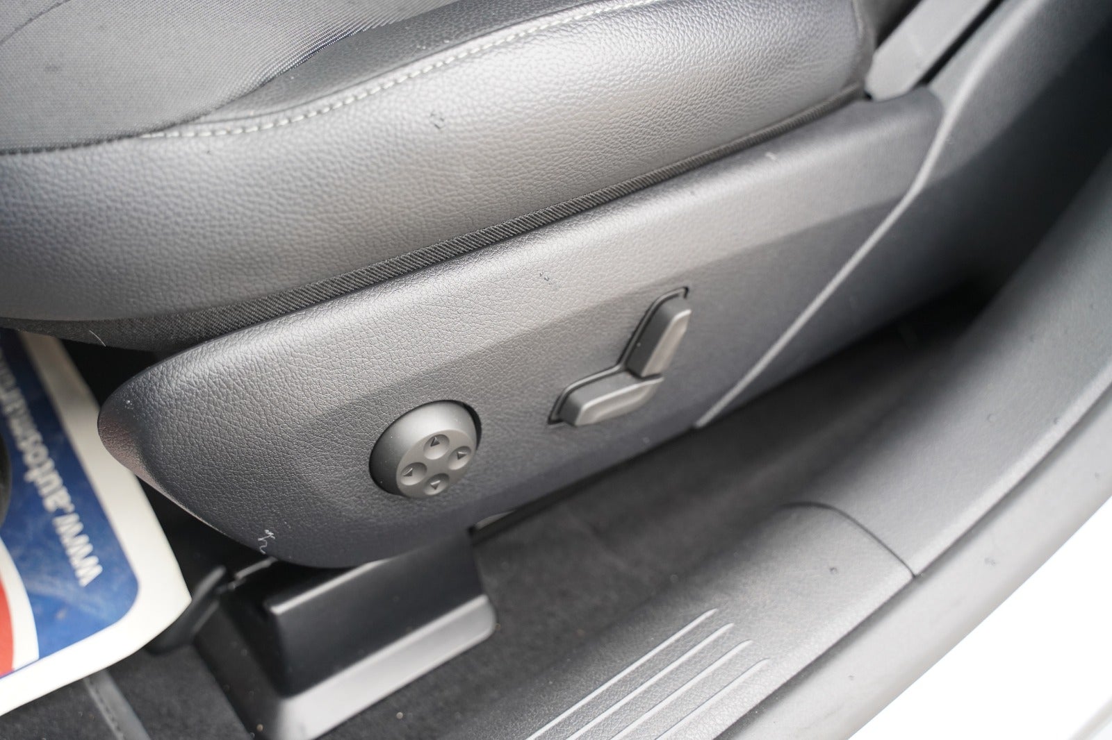 Billede af Mercedes EQE350+  Electric Art