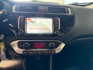 Kia Rio CVVT Attraction