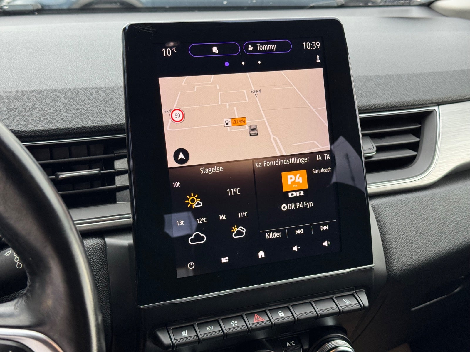 Billede af Renault Captur 1,6 E-Tech Intens