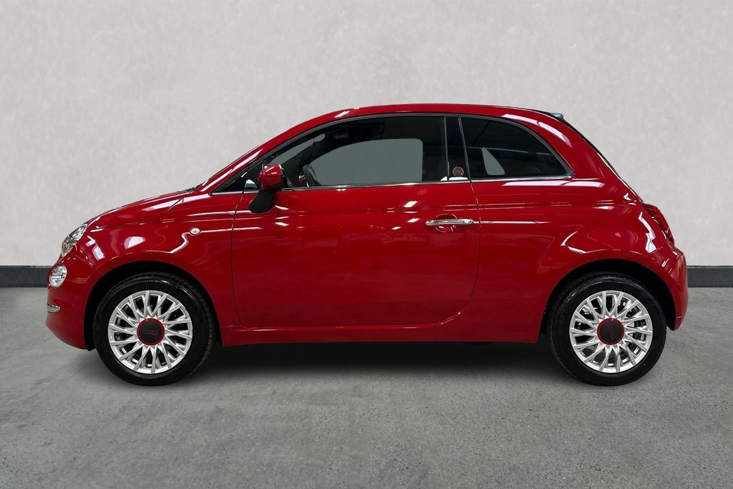 Billede af Fiat 500C 1,0 Hybrid (RED)