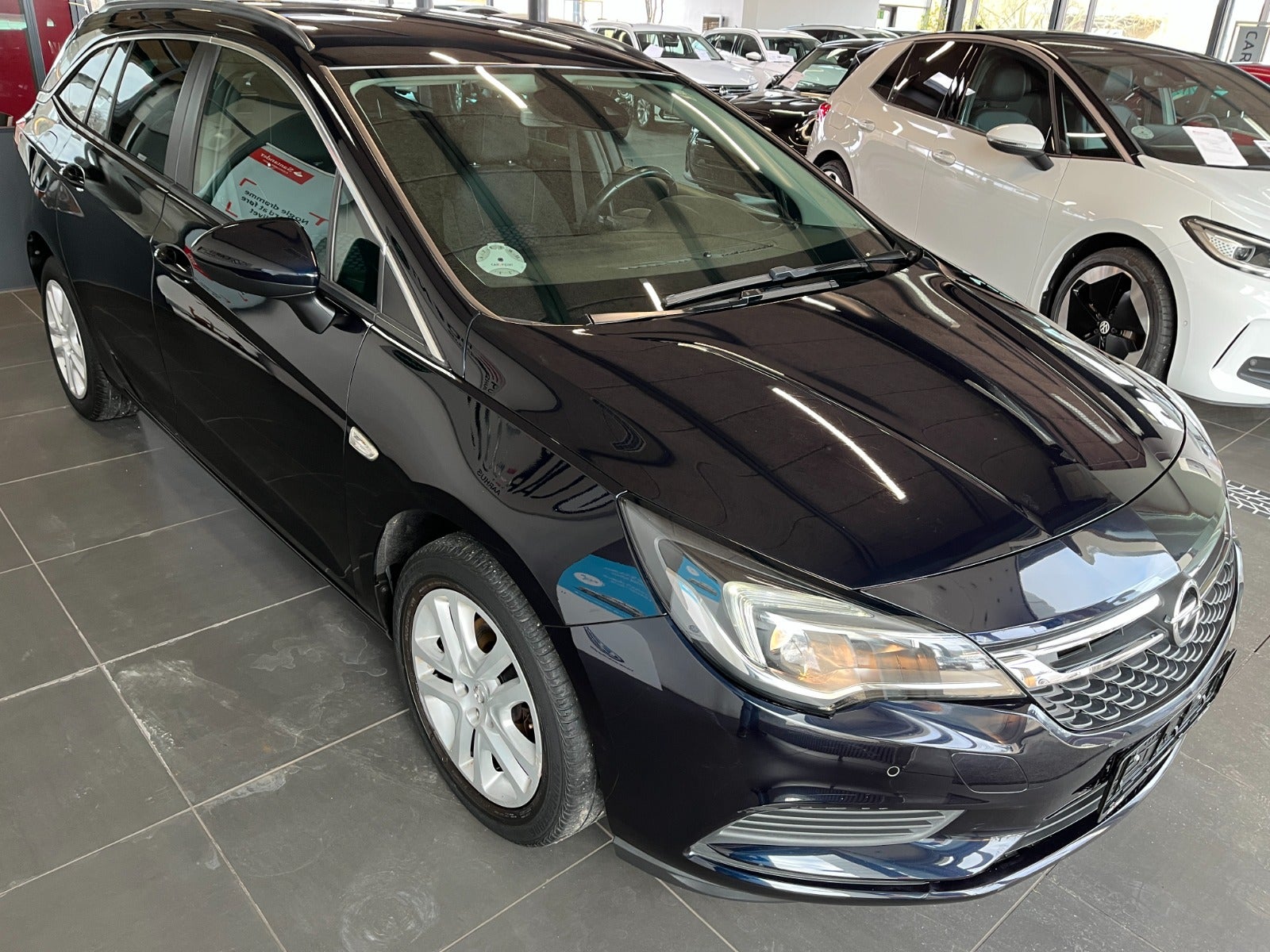 Billede af Opel Astra 1,0 T 105 Enjoy Sports Tourer