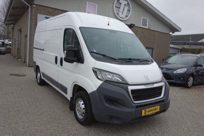 Peugeot Boxer 333 BlueHDi 130 L2H2 Premium