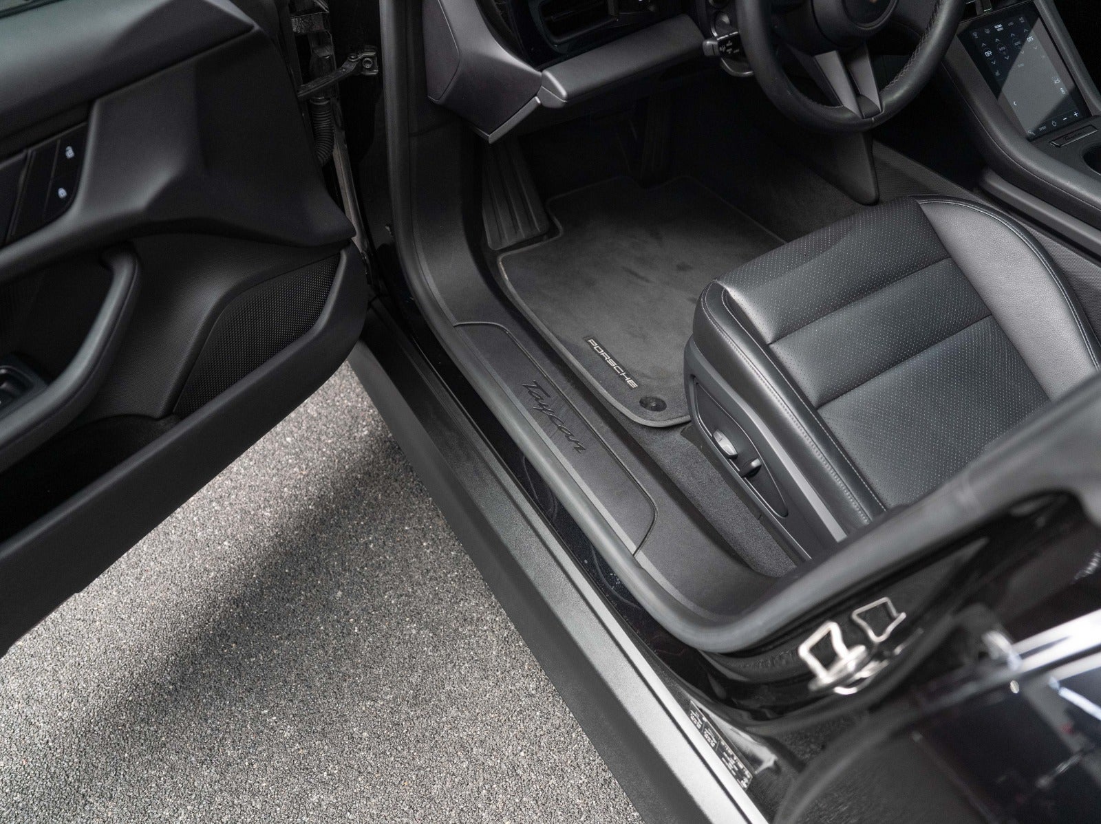 Gallery image 9 of 17